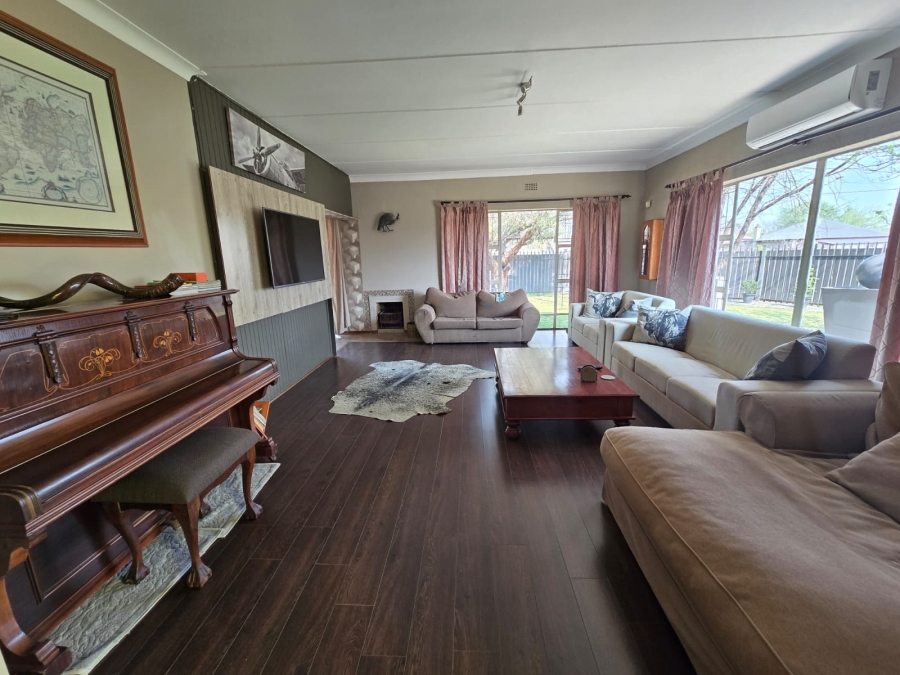 4 Bedroom Property for Sale in Parys Free State
